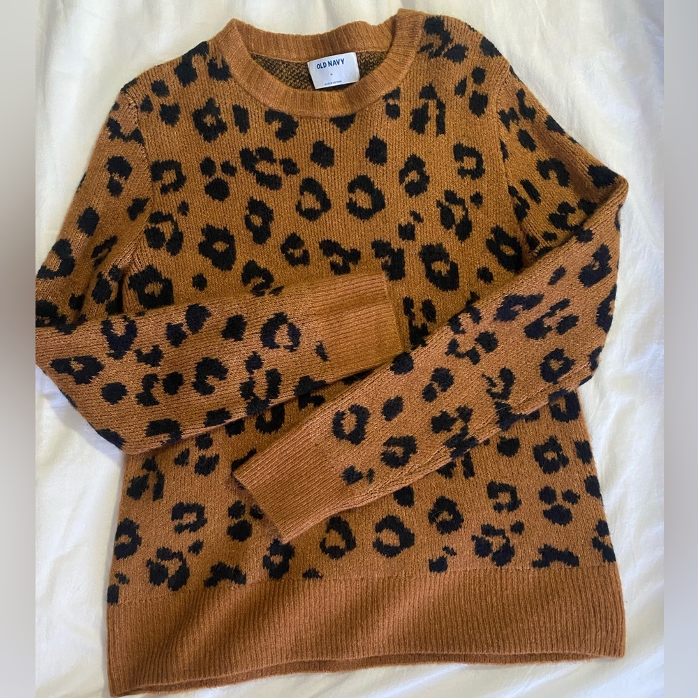 Old Navy Leopard Print Sweater size M